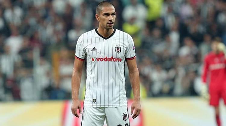 <h2>Gökhan İnler - Fenerbahçe, Beşiktaş, Medipol Başakşehir</h2>