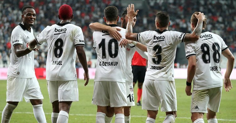'Güntekin Onay'dan Beşiktaş'a olay sözler; 