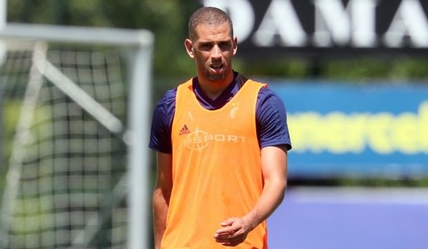 'Islam Slimani için Trabzonspor sürprizi! 300 bin euro