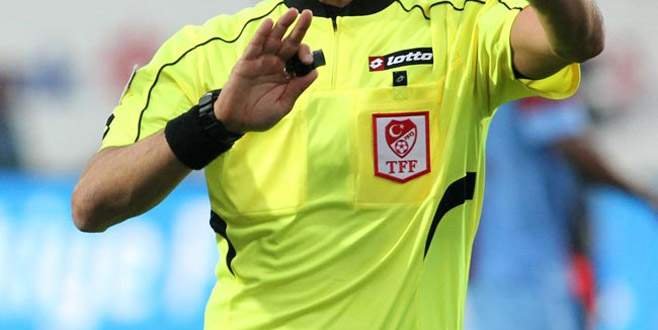 'Kırmızı kart dövmeli Süper Lig hakemi