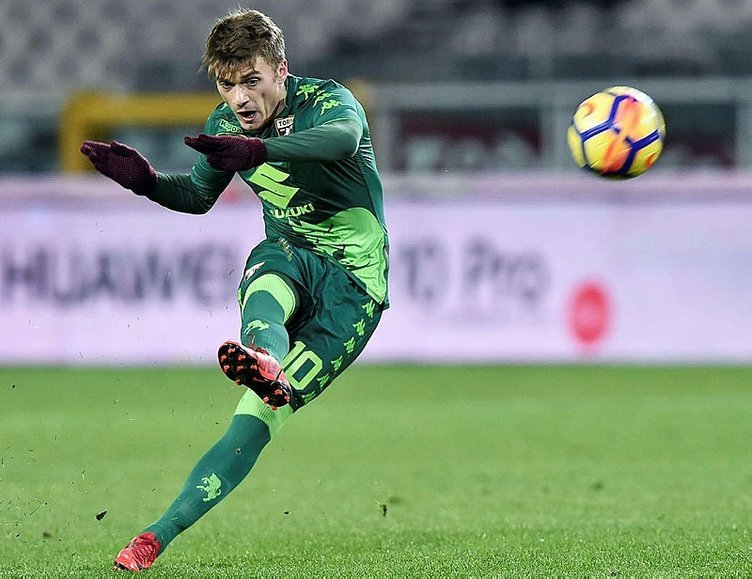 <h2>MÜSLÜMANLARIN ARASINDA DÜNYAYA GELDİ</h2>