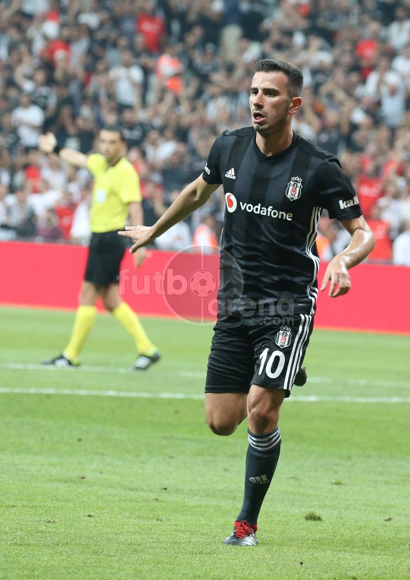 'Oğuzhan'dan Beşiktaş taraftarlarına olay mesaj! 