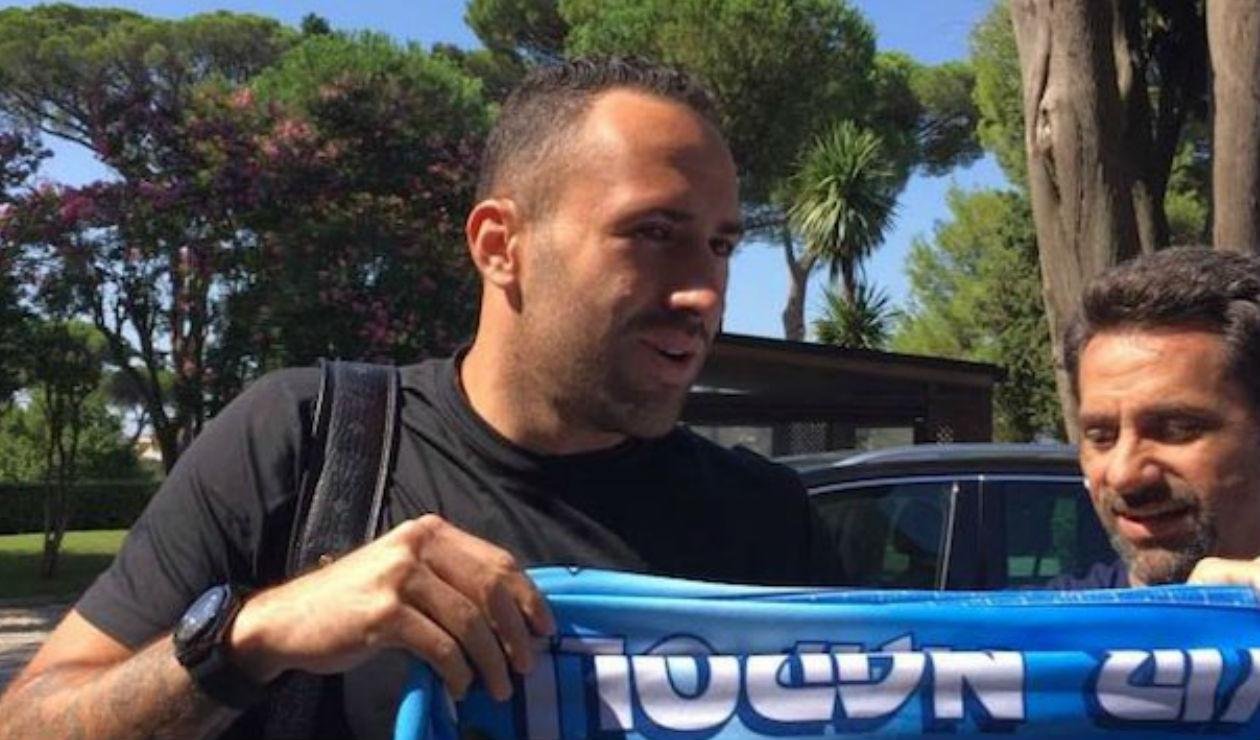 <h2>OSPINA ELDEN KAÇTI</h2>