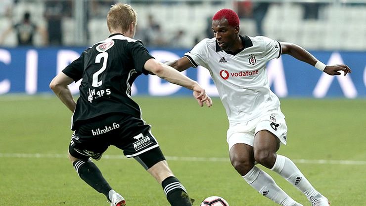 <h2>Ryan Babel evde güzel!</h2>