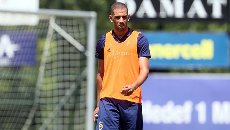 <h2>Slimani: Hocam söz hazır olacağım</h2>