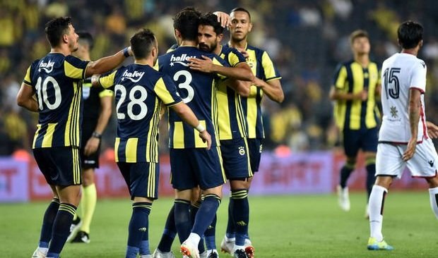 'Transferde son dakika; Fenerbahçe aradığı stoperi alıyor!