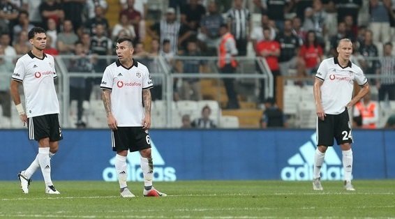 'Ve Beşiktaş'a derin nefes aldıracak transfer kararı! 