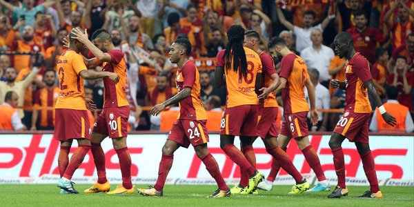 Ve Galatasaray’da imza zamanı! Yıldız futbolcu geliyor