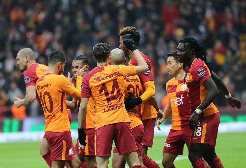 'Ve Galatasaray'ın beklediği çılgın transfer teklifi geldi