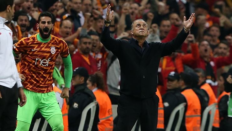 <h2>300’ün şerefine galibiyet!</h2>