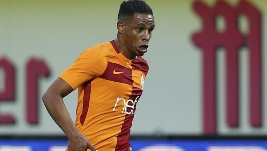 <h2>5 Fernando 77 - 79</h2>