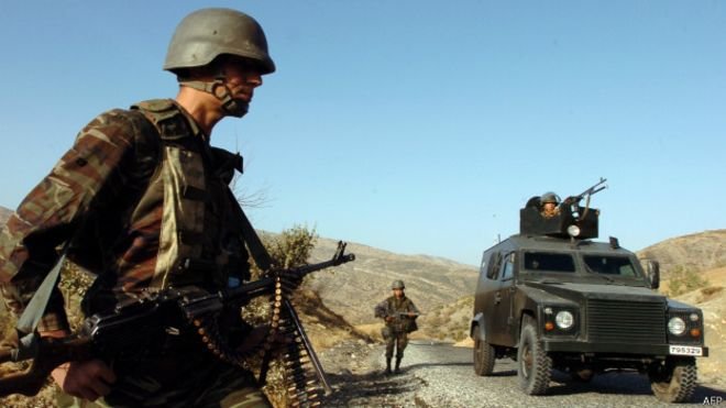 ' Flaş! Yıldız futbolcuya askerlik müjdesi