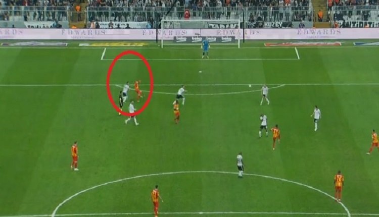 'Sosyal medyada VAR isyanı: ''Neden var!?''