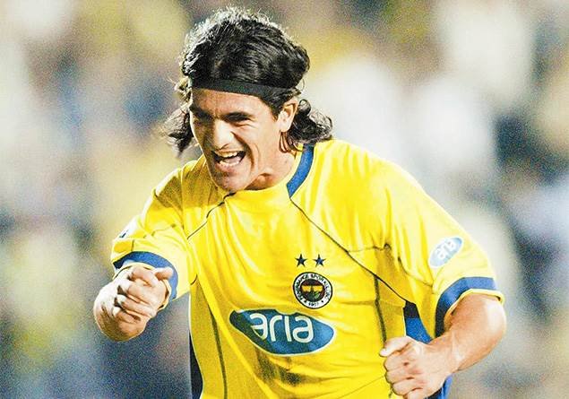 <h2>Ariel Ortega</h2>