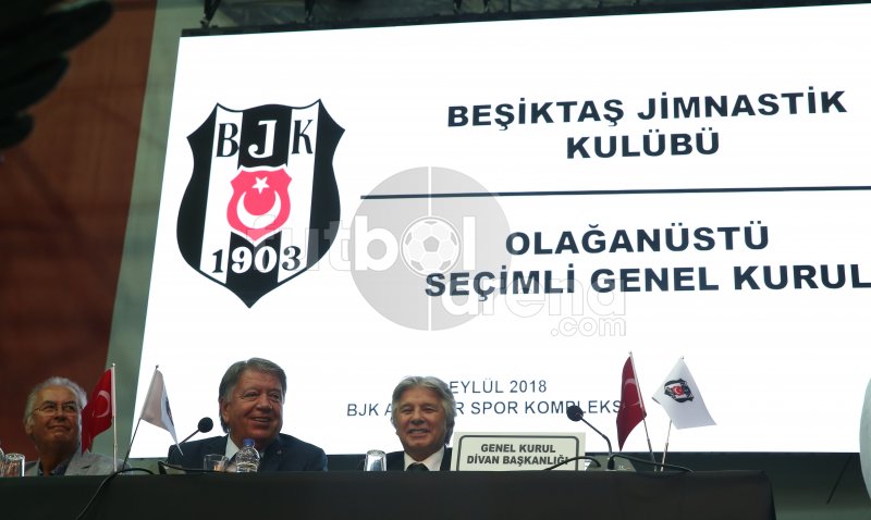 'Beşiktaş'ta seçimli olağanüstü genel kurul gerçekleştiriliyor 