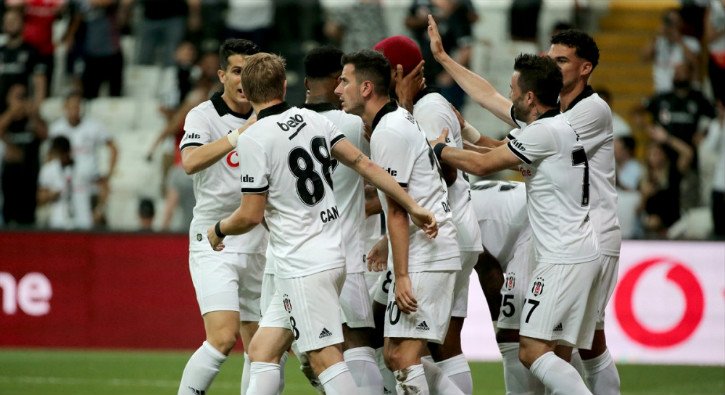 'Beşiktaş'a büyük müjde! Yıldız oyuncu geri dönüyor