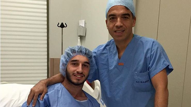 <h2>Beşiktaş’ın genç yıldızı Mertcan Açıkgöz ameliyat oldu</h2>