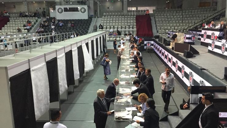 <h2>Beşiktaş’ta oy verme işlemi başladı</h2>