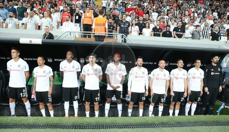 'Beşiktşalı yönetici maç sonunda çıldırdı! 