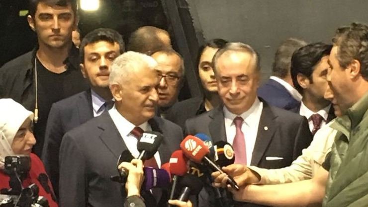 <h2>Binali Yıldırım: Kasımpaşalı birisiyim, Galatasaray taraftarıyım</h2>
