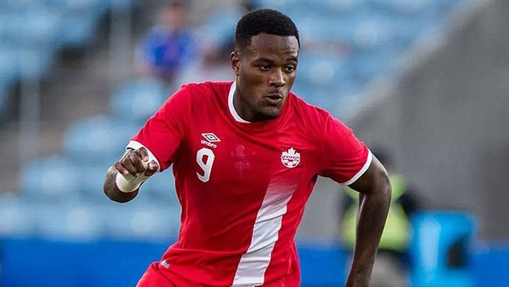 <h2>Cyle Larin’den 2 gol!</h2>