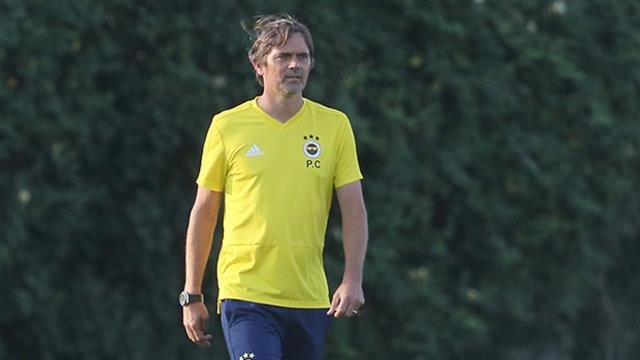 <h2>De Telegraaf: Phillip Cocu baskı altında</h2>