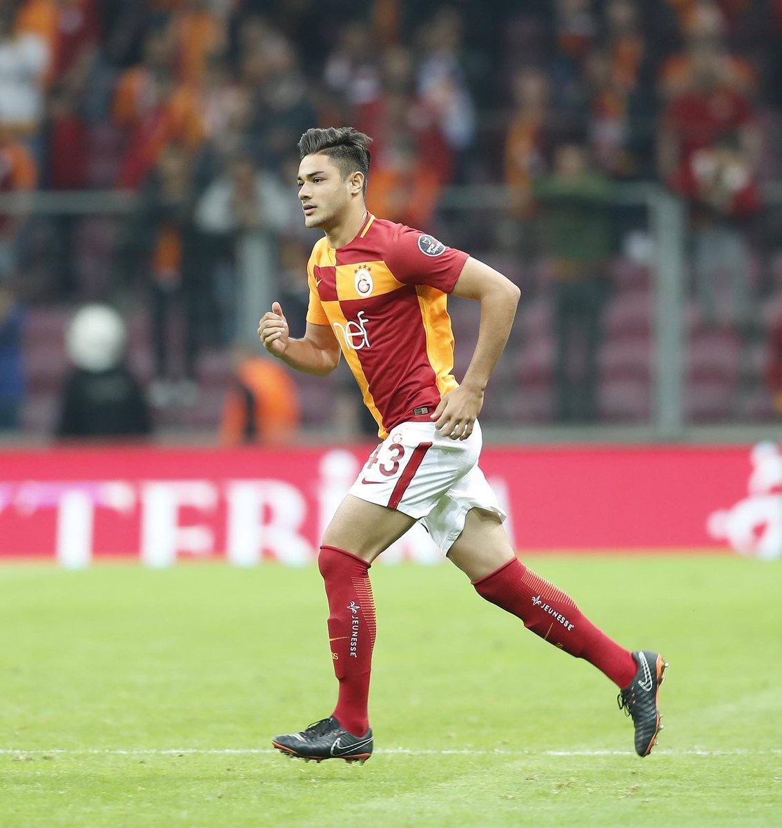 '''Elin hocası çat diye Ozan Kabak'ı koyuyor ilk 11'e''