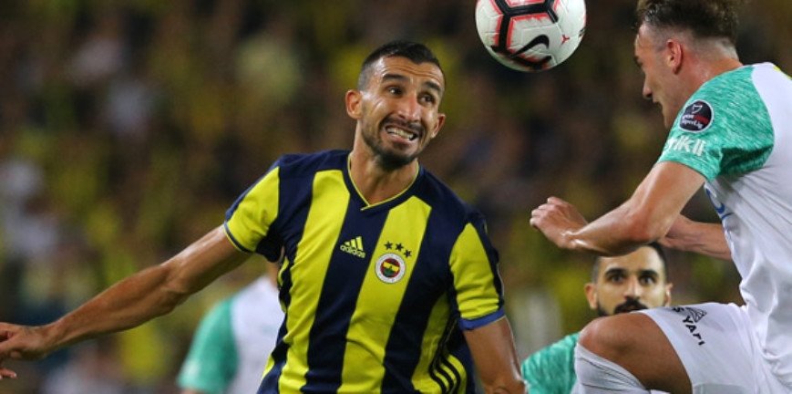 <h2>Fenerbahçe’de Mehmet Topal şoku!</h2>
