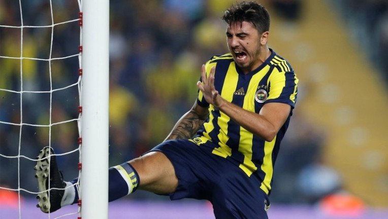 'Fenerbahçe'de Ozan Tufan sürprizi! Sahada...