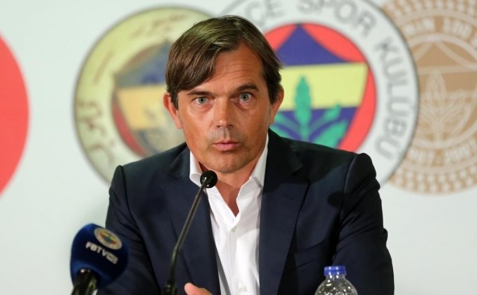 'Fenerbahçe'de Phillip Cocu'nun planı ortaya çıktı! Kızağa çekeceği isim