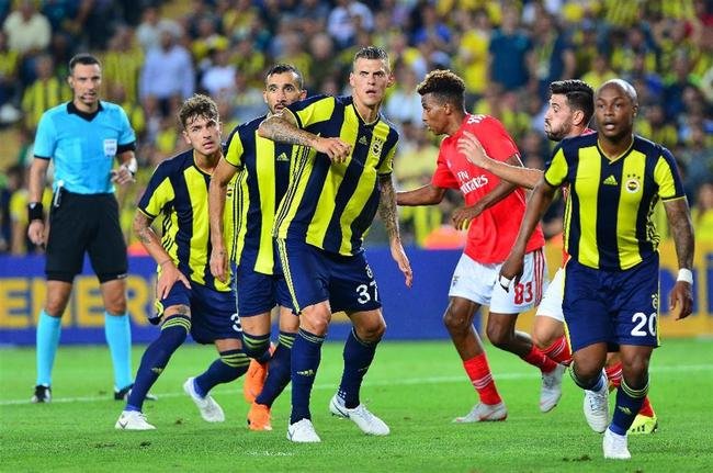 'Fenerbahçe'de unutulan yıldız! Kimsenin aklına gelmiyor