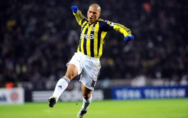 <h2>Fenerbahçe’den 6 yıl sonra ’İyi ki doğdun Alex’</h2>