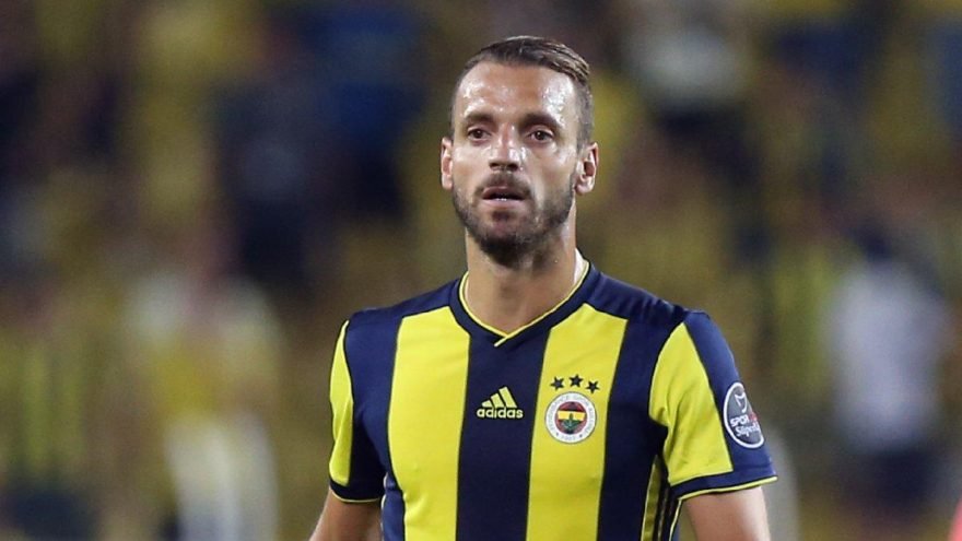 'Fenerbahçelı futbolcu çıldırdı! 