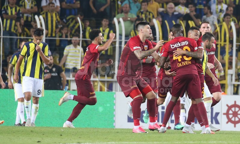 'Fenerbahçe'nin transferi için olay yorum; 