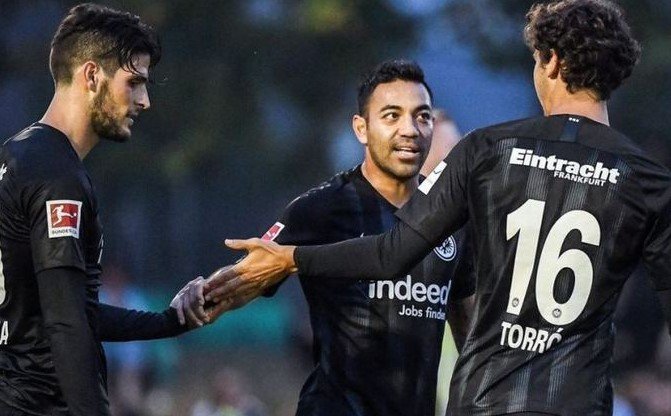 <h2>Fenerbahçe’nin transferinden vazgeçtiği Marco Fabian döktürdü!</h2>