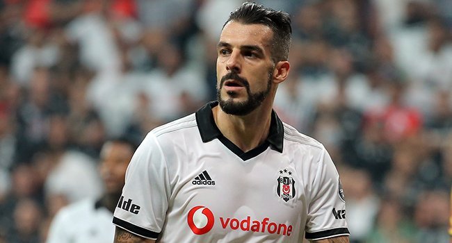 'Flaş! Beşiktaş'ta Negredo'dan sonra Love bombası