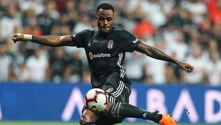 <h2>Forvette ilk tercih Larin</h2>