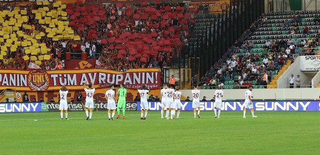 'Galatasaray'a Ada'dan sürpriz stoper! Transferde harekat başladı