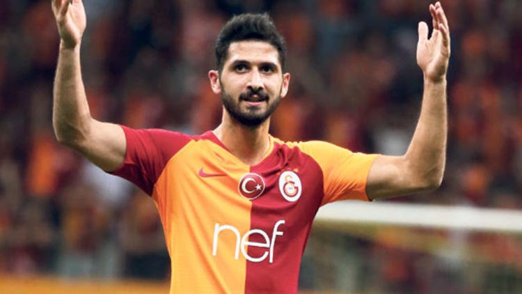 'Galatasaray'da Emre Akbaba için flaş karar!