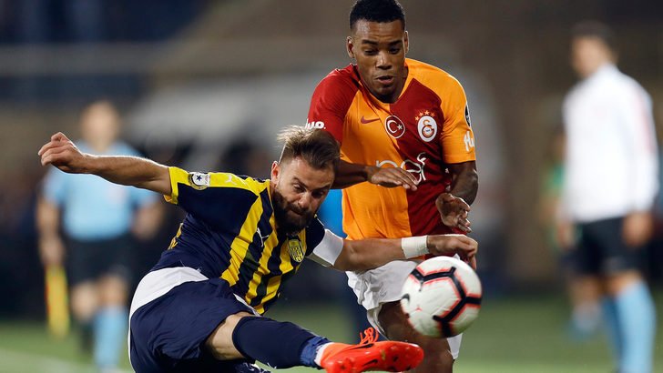 <h2>GALATASARAY’DA MUTLUYSA KALMALI</h2>