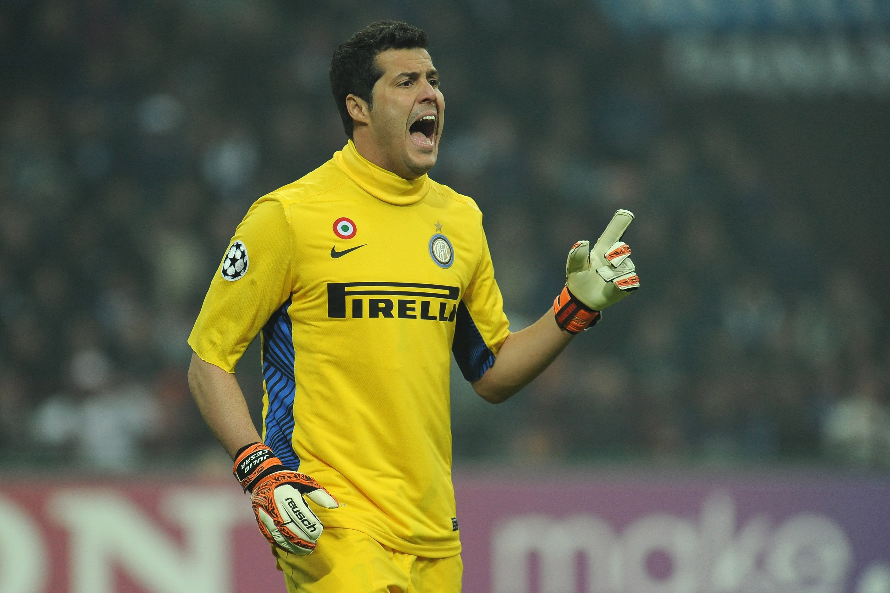 <h2>İşte Sneijder’in en iyi 11’i:</h2>