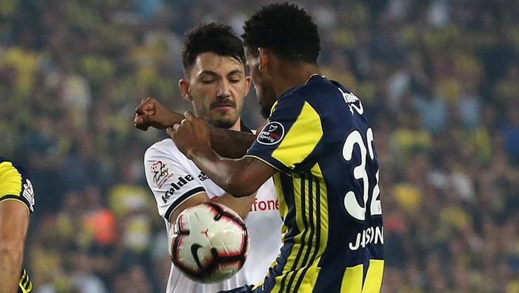 <h2>Jailson: Kafamız dik bir şekilde yolumuza devam edeceğiz</h2>