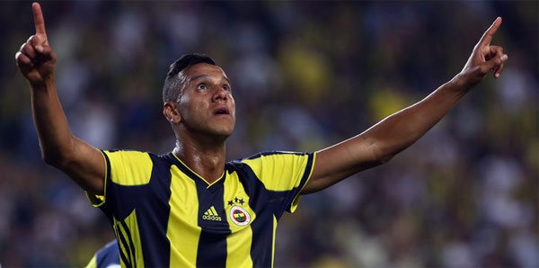 <h2>JOSEF’E GELEN İLK TEKLİF 4 MİLYON EURO’NUN ÇOK ALTINDAYDI</h2>