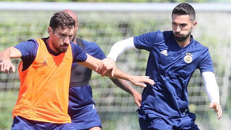 <h2>Kimse Hasan Ali Kaldırım’dan vazgeçmedi!</h2>