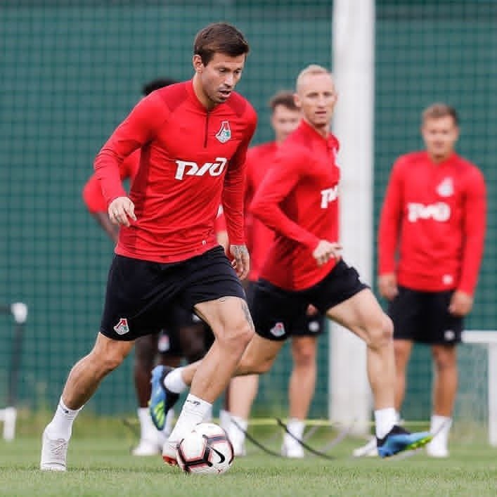 <h2>Lokomotiv Moskova’nın yıldızı Smolov Galatasaray maçında yok</h2>