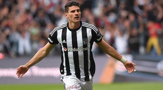 <h2>Mario Gomez</h2>
