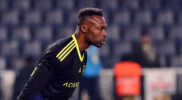 <h2>MENAJERİNE KULÜP BUL DENDİ</h2>