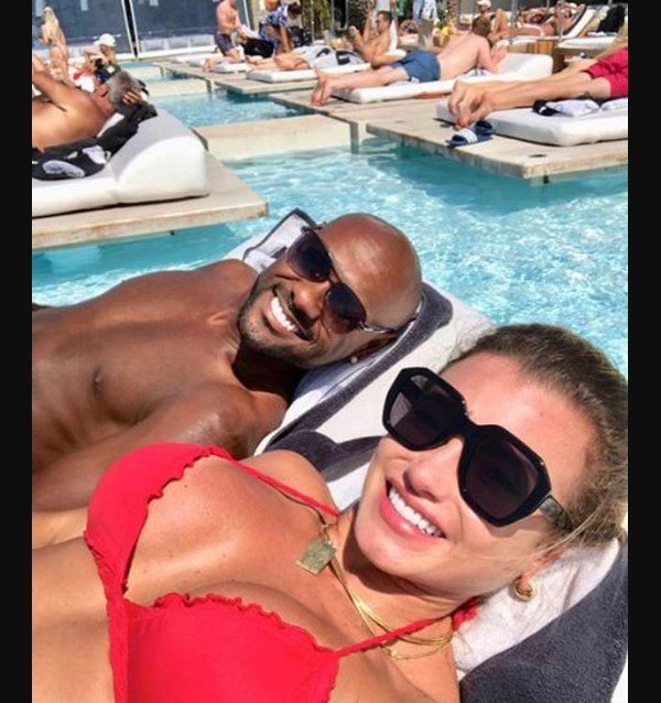 <h2>Mykonos’ta Love zamanı!</h2>