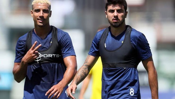 <h2>Nabil Dirar takım arıyor</h2>