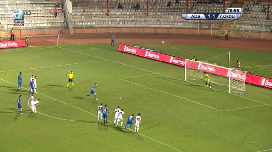 'Ne yaptın sen Batuhan? Öyle bir penaltı kullandı ki...